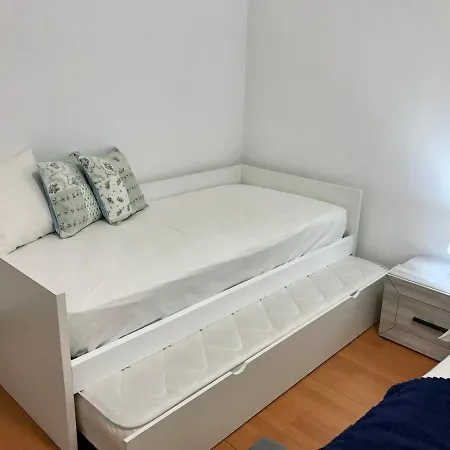 Sublime Gray Bedroom Appartamento