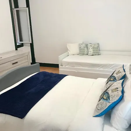 Sublime Gray Bedroom Appartamento