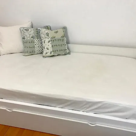 Appartamento Sublime Gray Bedroom Lisbona